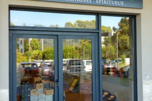 enseigne-cave-thierry-mougins