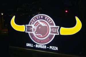 enseinge-goldenbeef-antibes